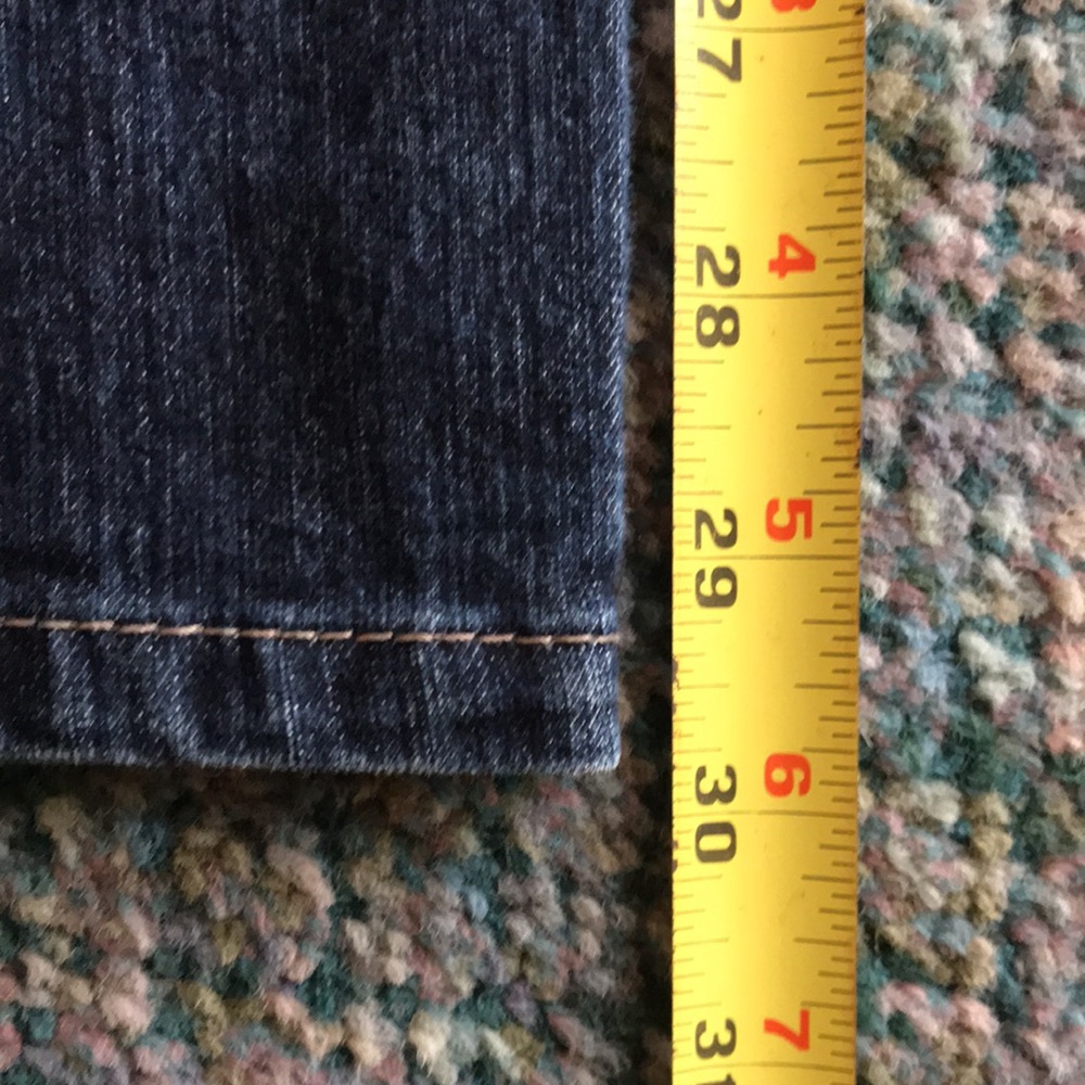 Gloria Vanderbilt “Amanda” Jeans - Picture 15 of 15